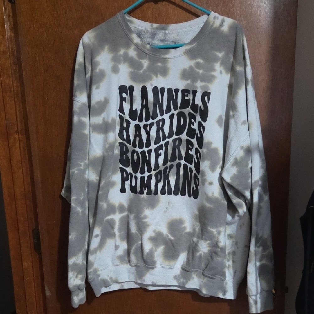 Tie-Dye Graphic Sweatshirt